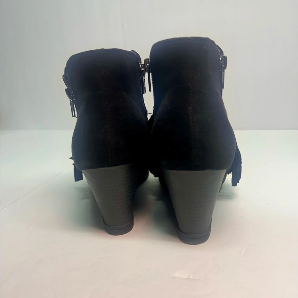 Pierre Dumas Black Fringe Ankle Booties size 10